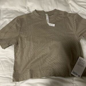 Lululemon Heavyweight Cotton T-shirt NWT sz 6